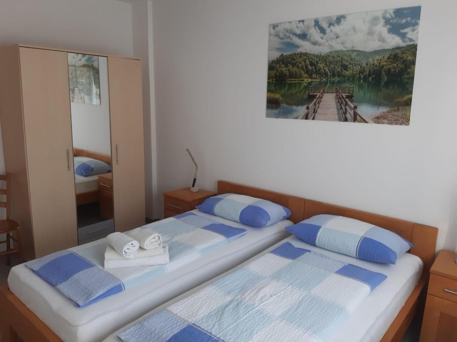 Apartments Ivana With The Pool روفينجسكو سيلو المظهر الخارجي الصورة